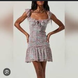 Astr Mint Green And Pink Floral Ruched Flutter Sleeve Sweetheart Neckline Mini M